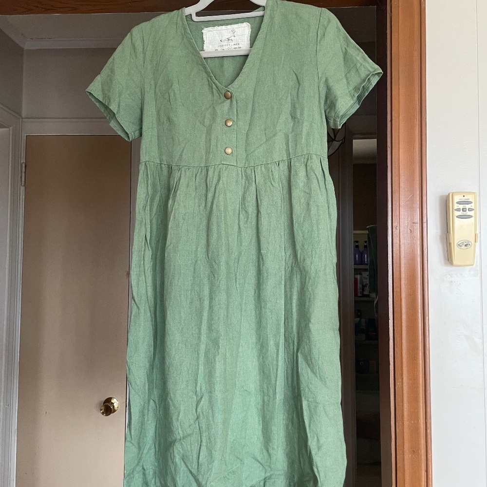 SOLD NPL SYMI V-neck linen dress